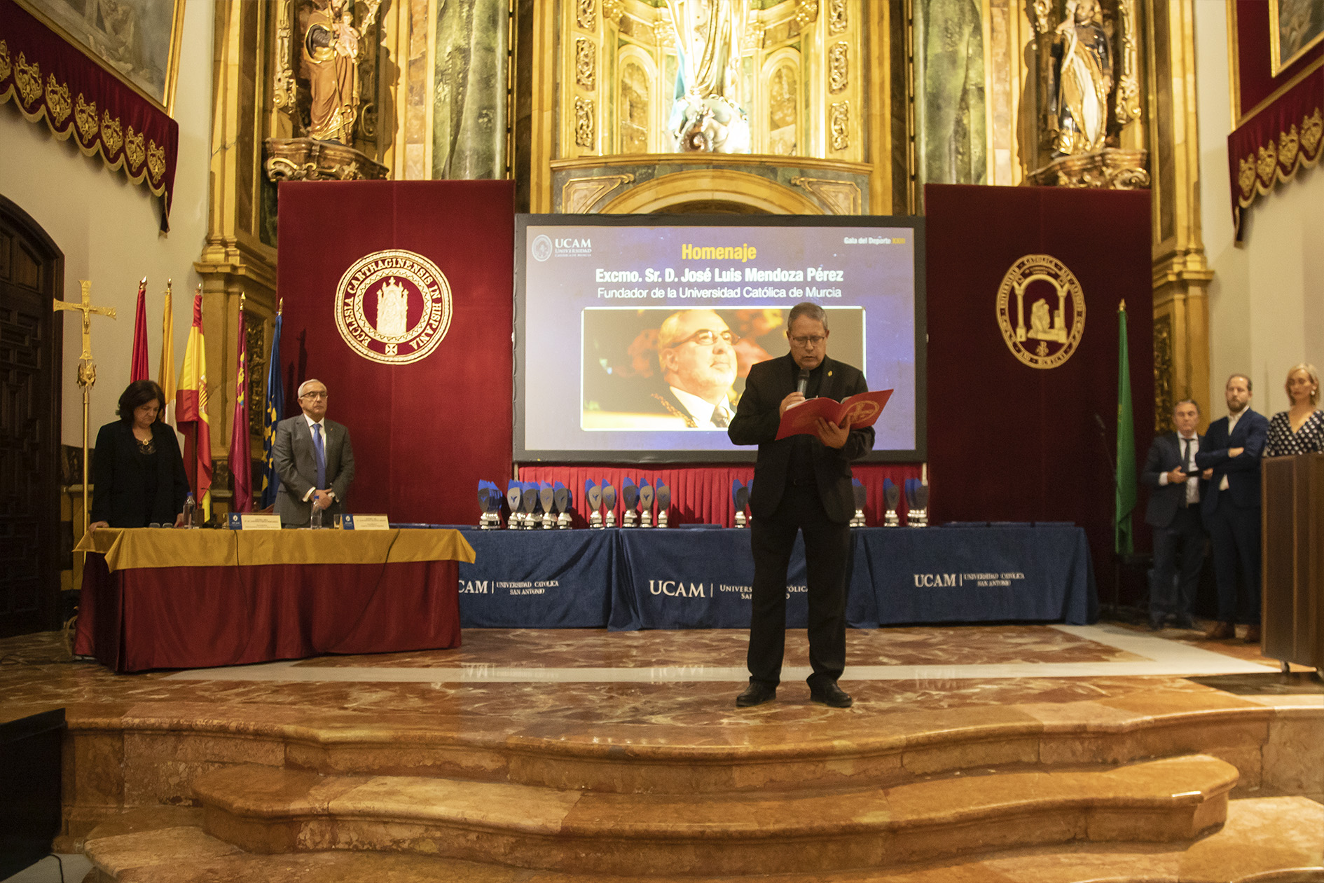 The 23rd UCAM Sports Gala pays tribute to José Luis Mendoza