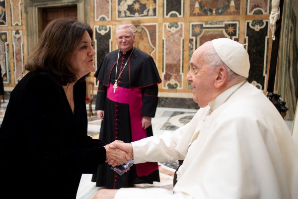 UCAM president great the Pope