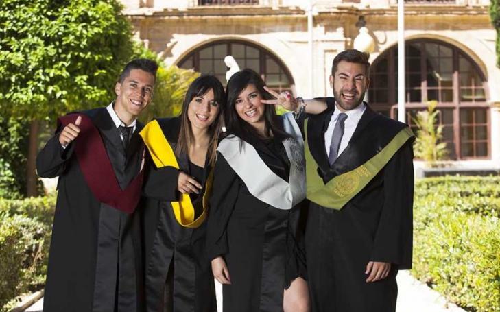 Scholarships for postgraduate study in technologies