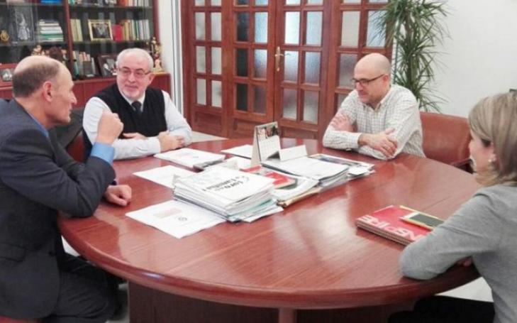 Moment of the meeting in which it was decided to launch the investigation (File photo)