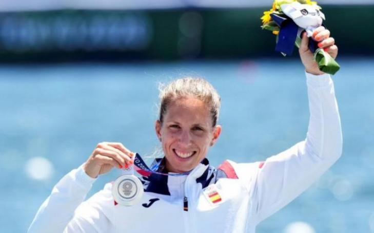 The Spaniard with the most Olympic appearances in the history of the country puts the icing on the cake of a legendary career with her first Olympic medal. Meanwhile, the extremely young Cayetano García and Pablo Martínez won the Olympic diploma in C2 1,000m.