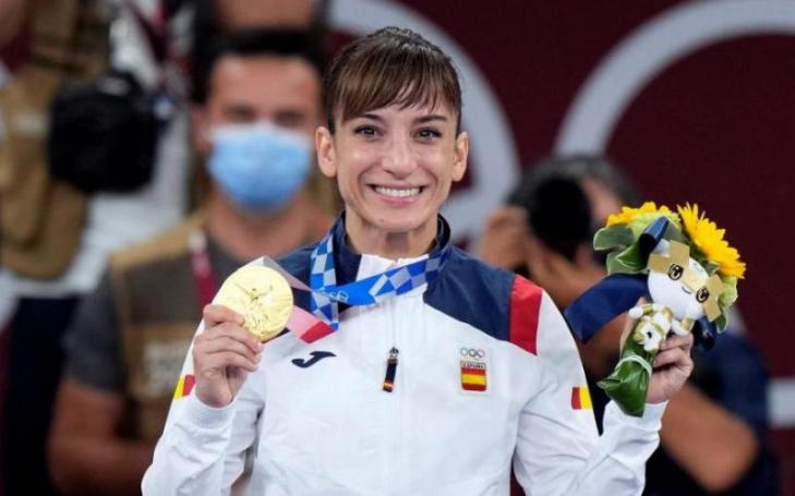 The European and world champion, who is a UCAM athlete, wins the Olympic Gold at the only karate event of the Games