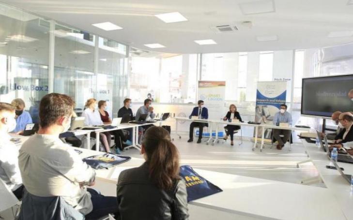 The research sessions of 'SMARTLAGOON' an EU-funded Horizon 2020 project led by the Universidad Católica de Murcia, kicked off at the UCAM HiTech Sport and Health Innovation Hub this morning.