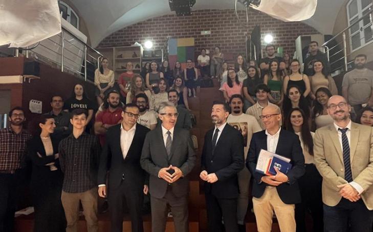 Disinformation on social media, a new challenge for the European Union