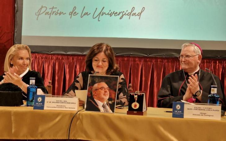 UCAM celebrates its most moving Saint Anthony's day