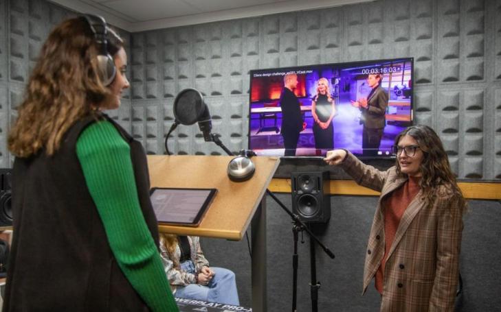 One of the sessions in the Dubbing Studio at Los Jerónimos Campus