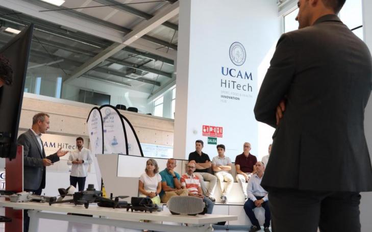 Presentation of the Degree at UCAM HiTech.