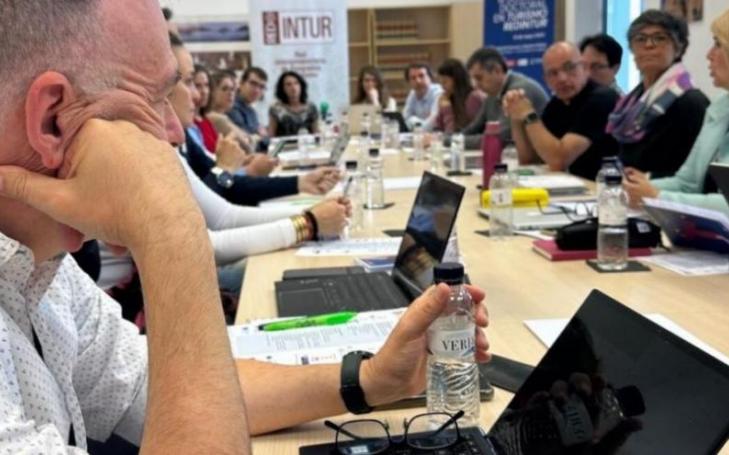 A snapshot of the REDINTUR meeting