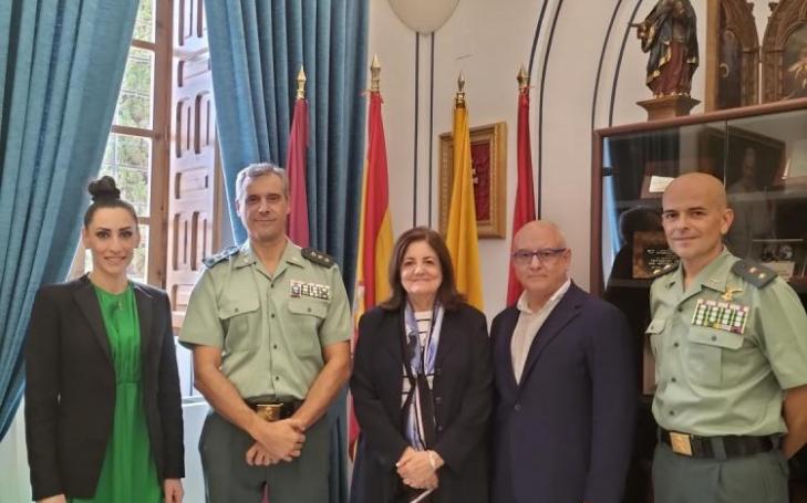 The UCAM President and the Head Colonel of the Guardia Civil in the Region have met at the Murcia Campus to make this agreement effective.