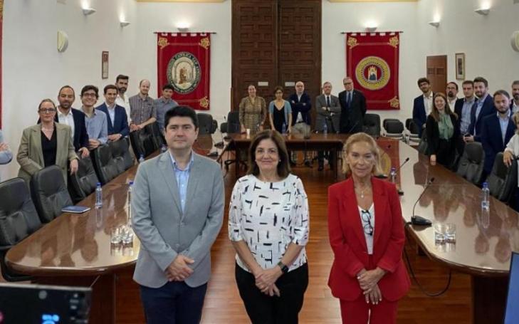 Family photo at the official signing ceremony between UCAM and Celera