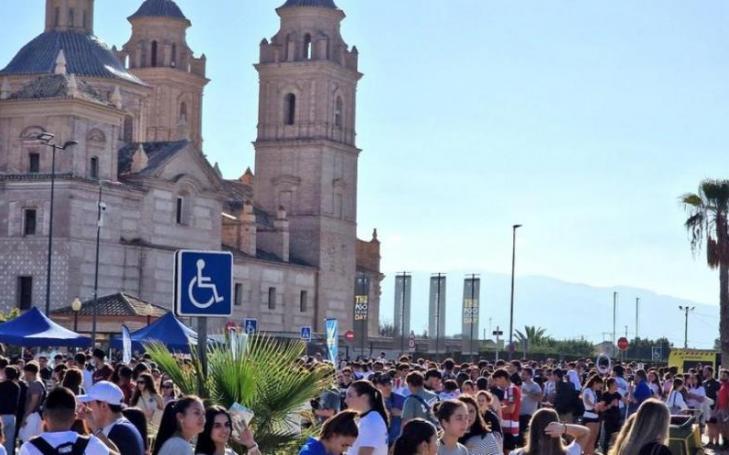 UCAM students enjoy their Welcome