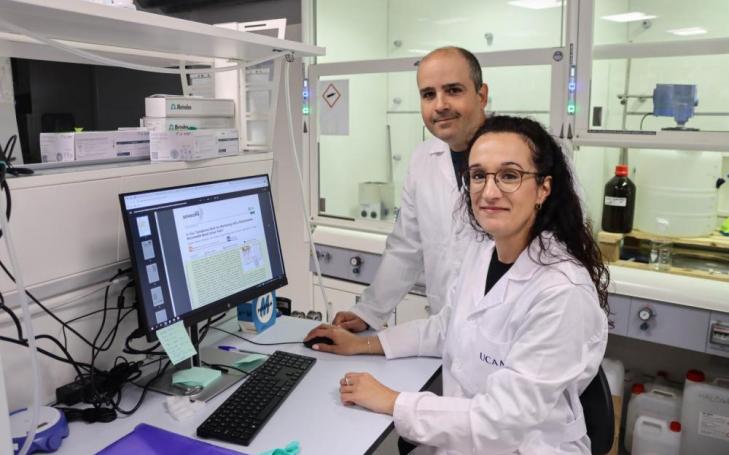 The researchers María Cuartero and Gastón Crespo, co-directors of UCAM-SENS