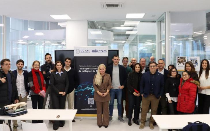 Group photo of the participants in the CIITUR-Lab; Research Meeting on Tourism Intelligence, held at UCAM HiTech.