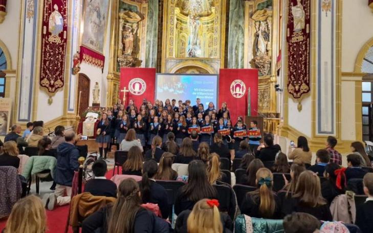 The Temple of Los Jerónimos has hosted the traditional Christmas Carol Competition of the schools of the Alma Mater Foundation.