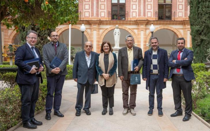 Representatives of UCAM and Universidad Hispanoamericana de Panamá, after the signing ceremony held at the Los Jerónimos Campus