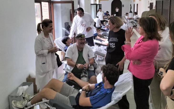 The UCAM academic community embraces blood and bone marrow donation.