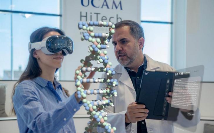 A snapshot of a health sciences internship with the virtual reality goggles