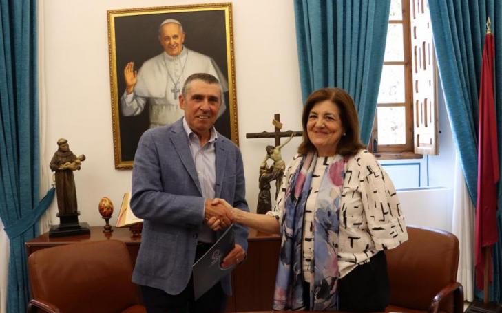 María Dolores García, UCAM president, and Adolfo García Albaladejo, president of the Ingenio Foundation, have signed the creation of the new chair