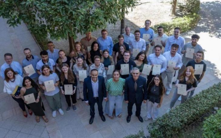 German students of the FOM after graduation at UCAM