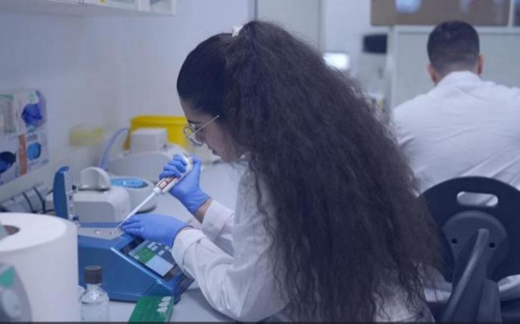 Researchers in the UCAM Molecular Biology Laboratory