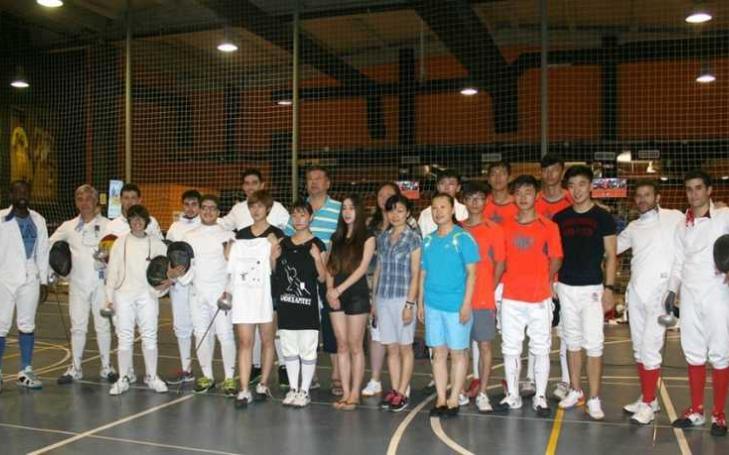 UCAM Sports Center receives a fencing competition with the participation of athletes from Shanghai Finance University