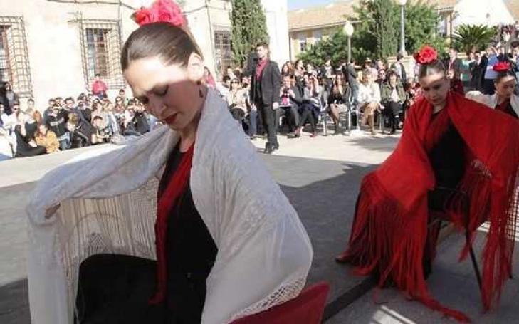 "Each flamenco artist is unique and unrepeated"- Suarez Japon "Each flamenco artist is unique and unrepeated"- Suarez Japon