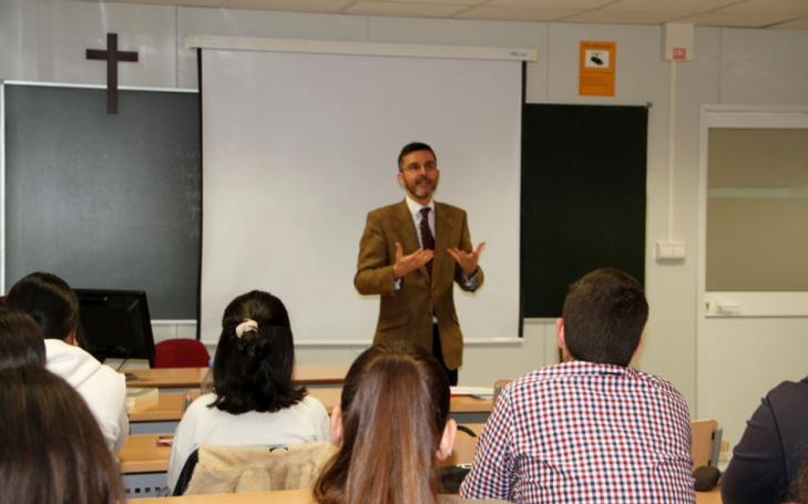 NATO chooses UCAM for the creation of a centre of excellence on “legal resilience” NATO chooses UCAM for the creation of a centre of excellence on “legal resilience”