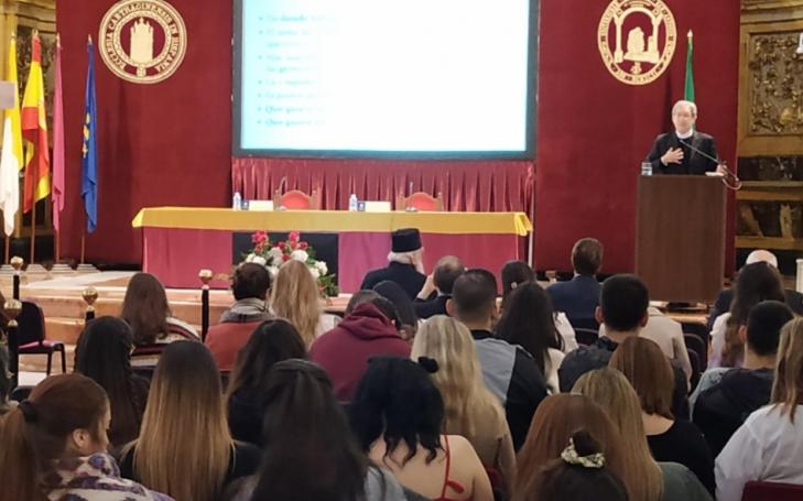 Protecting the weakest and migrants is key to achieving peace in the world Protecting the weakest and migrants is key to achieving peace in the world