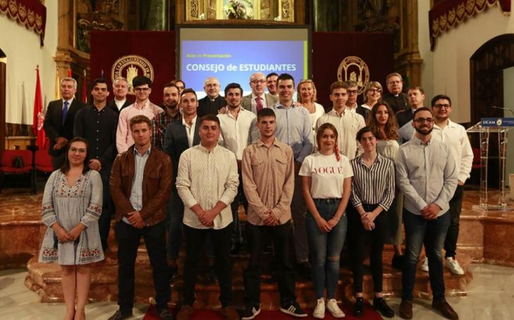 UCAM Student Council presented before the University UCAM Student Council presented before the University
