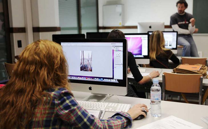 Personalized attention and practical formation Personalized attention and practical formation