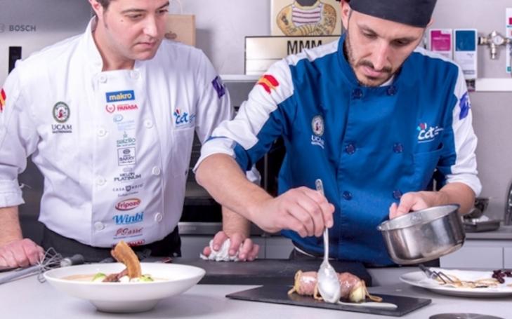 UCAM Bachelor’s Degree in Gastronomy collaborates with the solidarity event GastroSOS UCAM Bachelor’s Degree in Gastronomy collaborates with the solidarity event GastroSOS