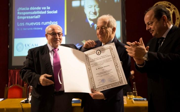 José Luis Mendoza to be awarded for the educational model of UCAM in the New York Awards