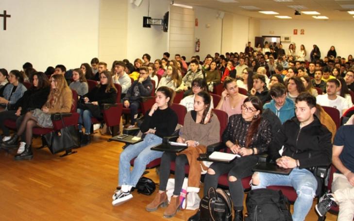 Poland, Holland and the United Kingdom, some of the UCAM students most popular destinations for ERASMUS Poland, Holland and the United Kingdom, some of the UCAM students most popular destinations for ERASMUS