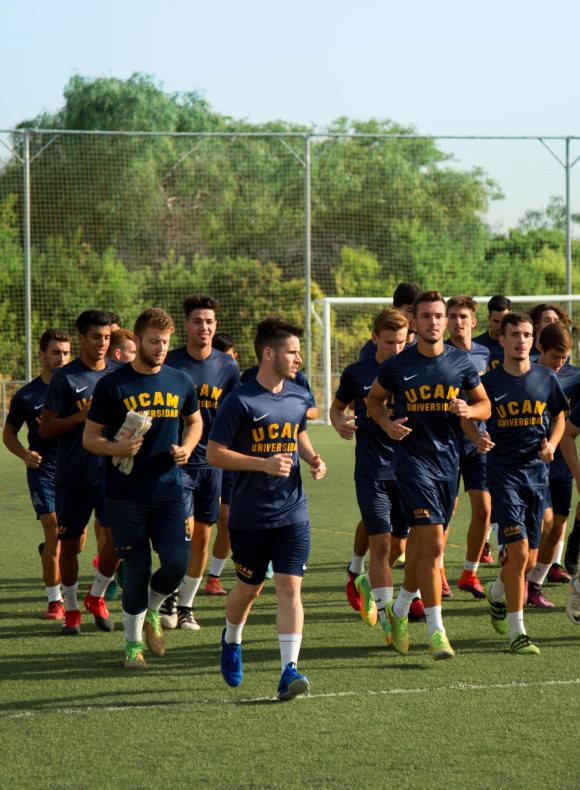 Entrenamiento bases UCAM CF