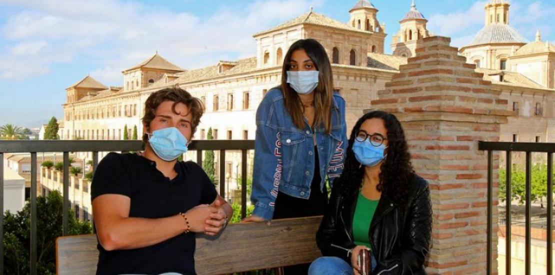 Franz (Germany), Helena (Lebanon) and Lina (Egypt) BBA students at UCAM