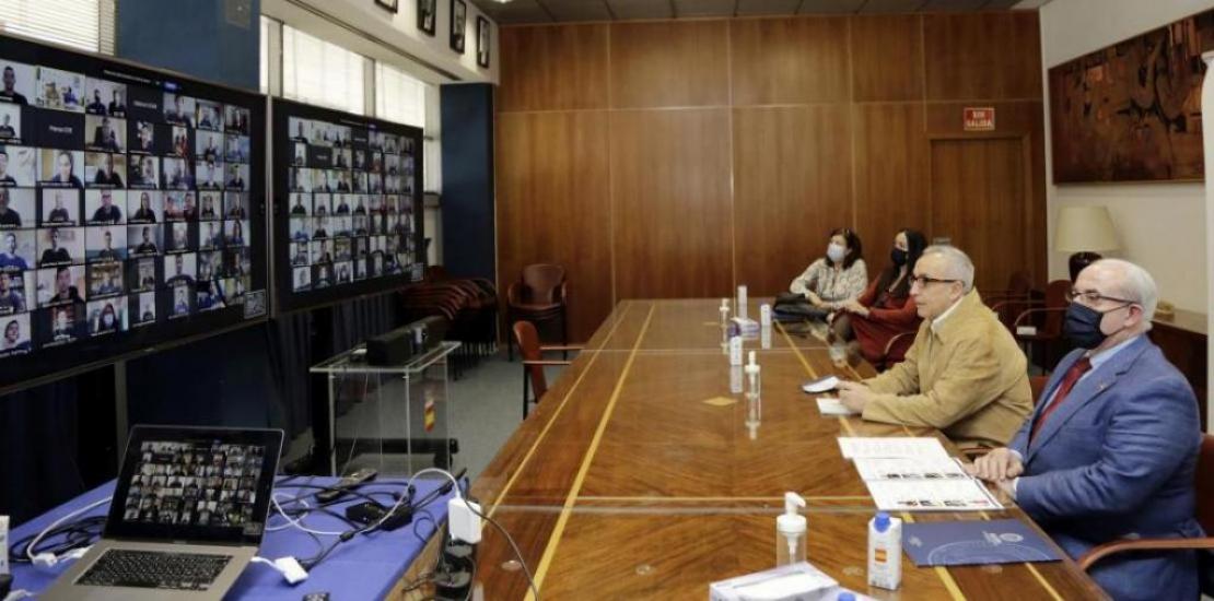 Alejandro Blanco and José Luis Mendoza during the meeting they have held with the UCAM-COE athletes