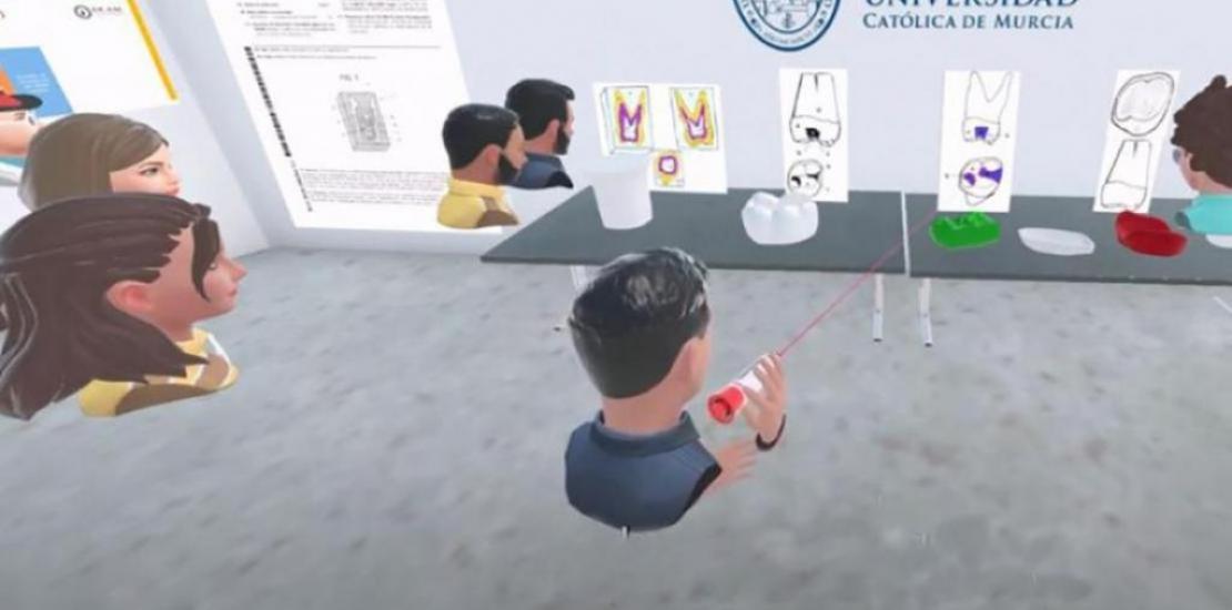 Dentistry students were able to follow the patent presentation virtually.