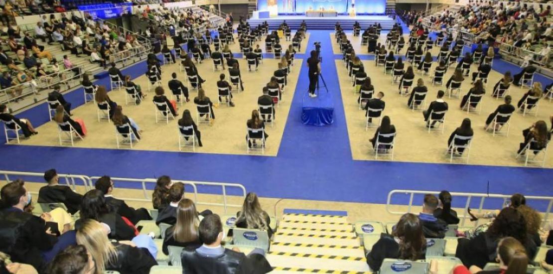 José Luis Mendoza, president of the University, highlights the comprehensive training that students receive at the institution.