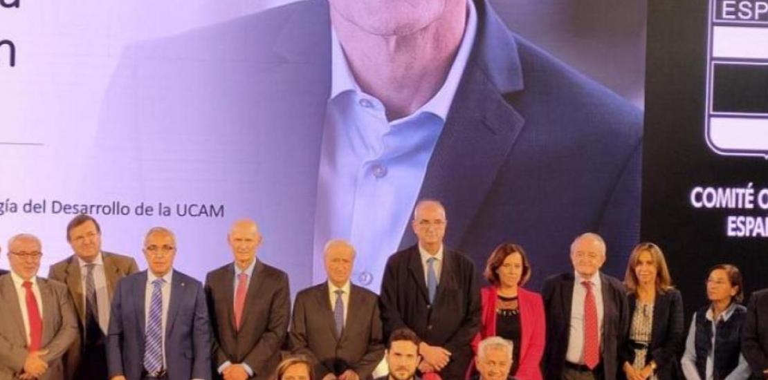 At an event at the COE (Spanish Olympic Committee), the UCAM professor of Developmental Biology explained that these substances, which are from the body itself, make it possible to reduce recovery time by half, increase and prolong the functionality of muscles, both in elite athletes and in the general public.