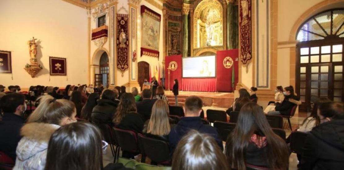 The International Chair 'Women, Business and Sports' of UCAM has organised an event in the Temple of the Monastery of Los Jerónimos on the occasion of the International Day for the Elimination of Violence against Women