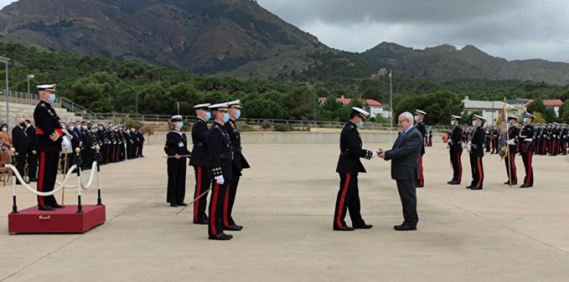 He has received this recognition on the 485th anniversary of the creation of the Marine Infantry, because of his "special relationship with the Corps and what it represents, as well as his affinity to our values and principles".