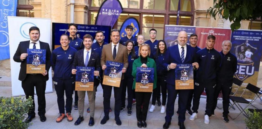 Picture of the presentation day of the Spanish University Championships (Los Jerónimos Monastery).