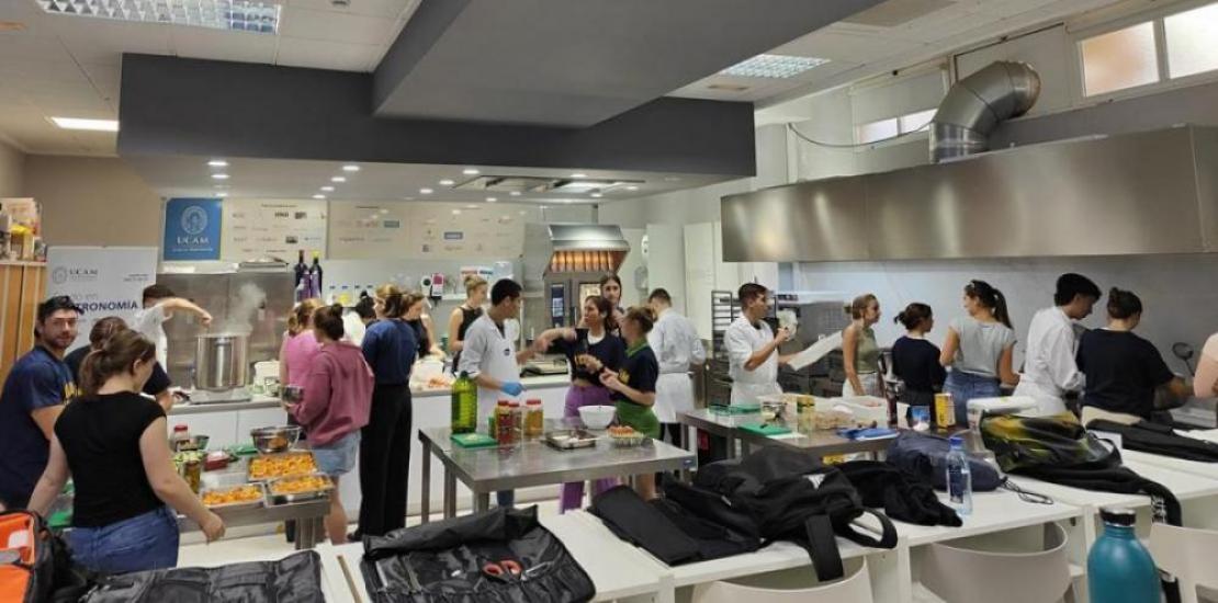 The students were trained in the Gastrolab classroom at UCAM
