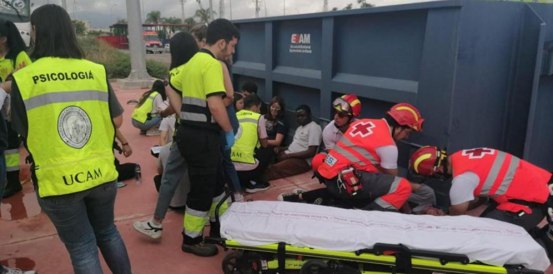 UCAM conducts mass casualty simulation at the Firefighters’ School in Murcia