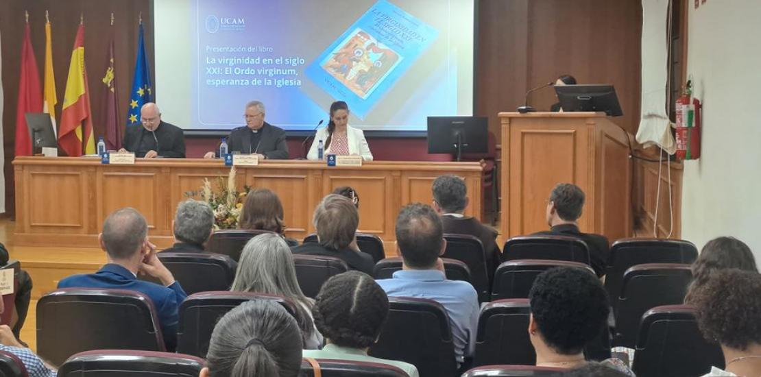 UCAM publishes a book on the charism of consecrated virginity in the Church