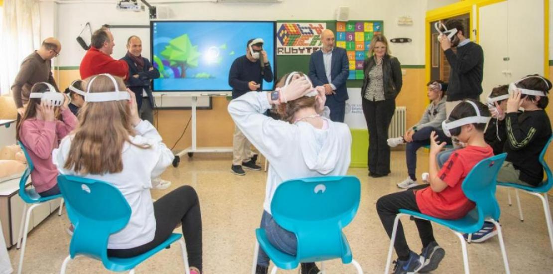 The students of the Federico Arce Public School in Murcia have starred in the recording of a Virtual Reality video on CPR.