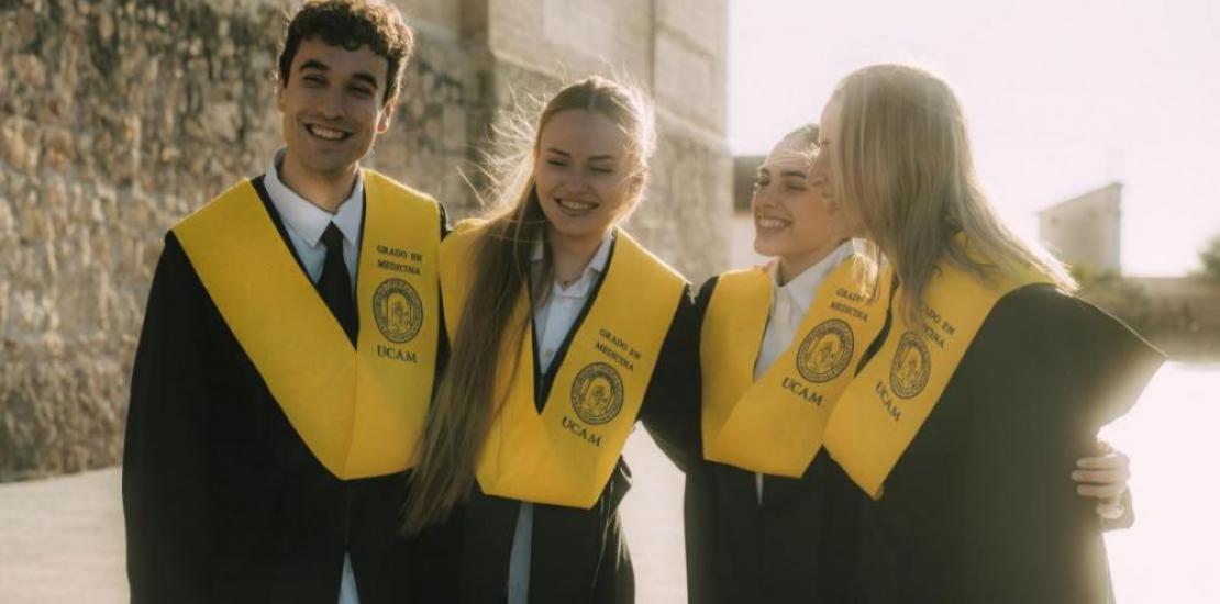 The employment rate of UCAM Polytechnic School graduates is roughly 100%.