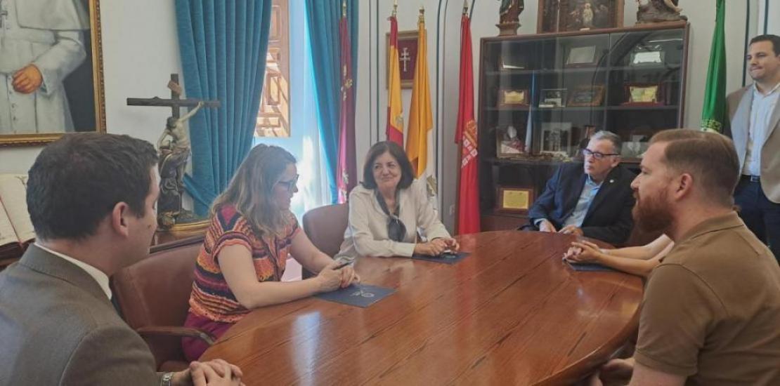The agreement was signed at the Los Jerónimos Campus