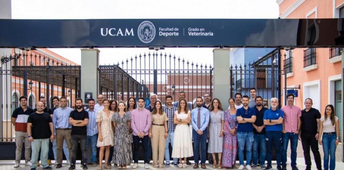 Family photo of the Faculty of Sports