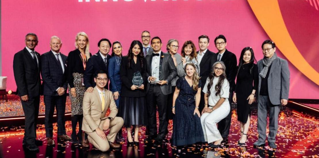 Group photo of the award winners with UCAM PhD Alina Kilasoniya (3rd left).